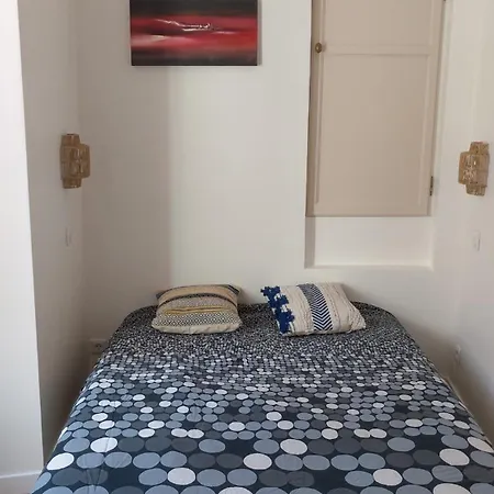 F2 Proche Et Montpellier *